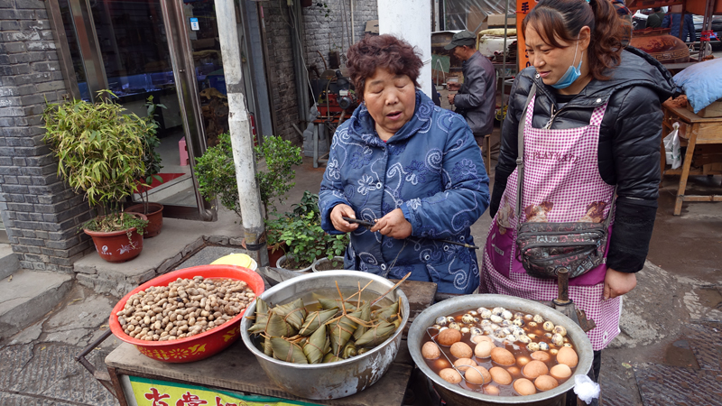 2017-03-30_161744 china-2017.jpg - Luoyang - Altstadt